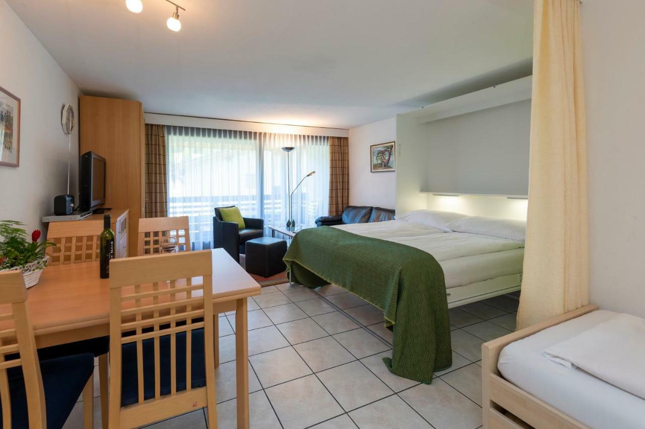 Zuhause In Den Alpen Ihre Ferienwohnung Mit Hallenbad Und Sauna Lenzerheide Dış mekan fotoğraf